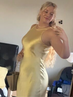 Meet your Posher, Sabrina